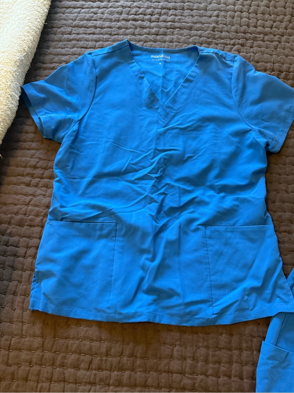 mandala Women's V-Neck Scrub Top and Joggers in Cerulean Blue